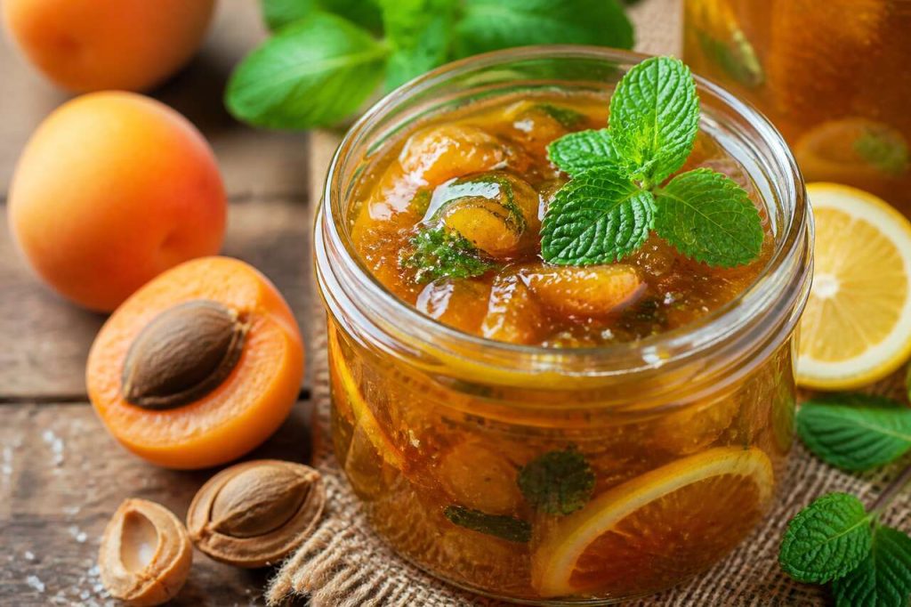 Confiture d'abricots à la menthe : la recette maison inratable