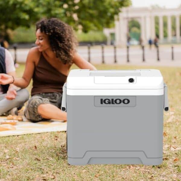 Découvrez notre test complet de la glacière Coleman 50QT : capacité de stockage, efficacité de refroidissement et avis détaillé pour vos sorties en plein air.