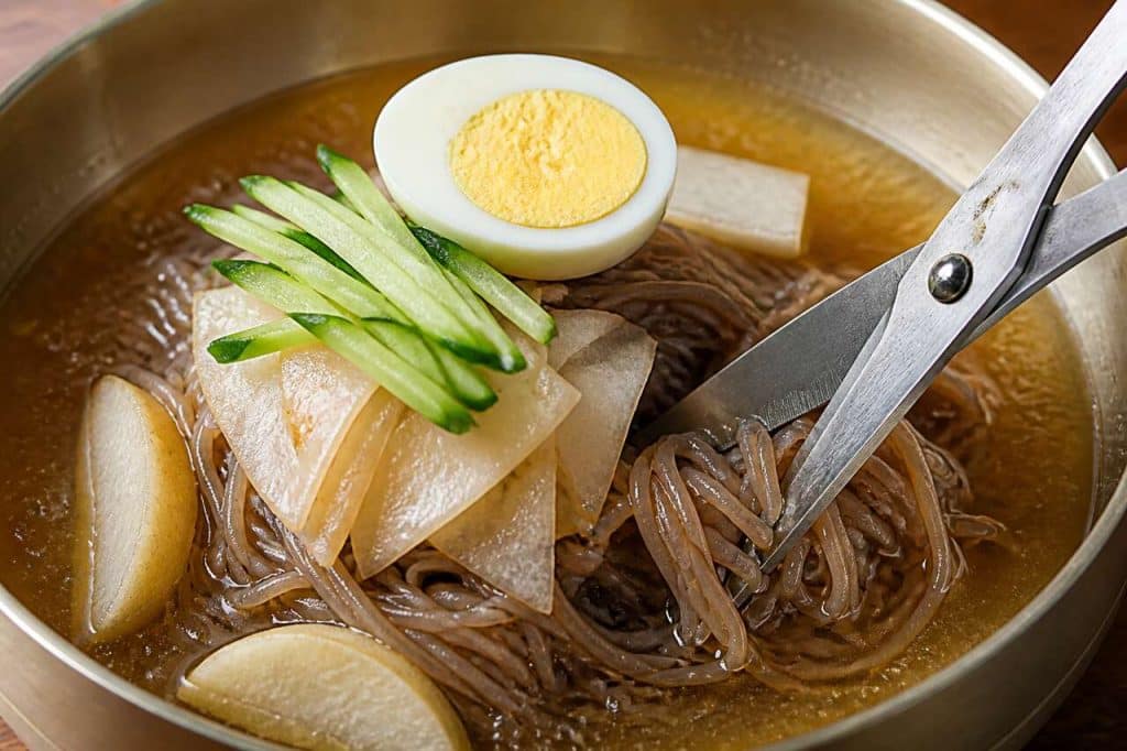 Mul naengmyeon : le secret des nouilles glacées coréennes